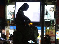 画像:奏でる乙女